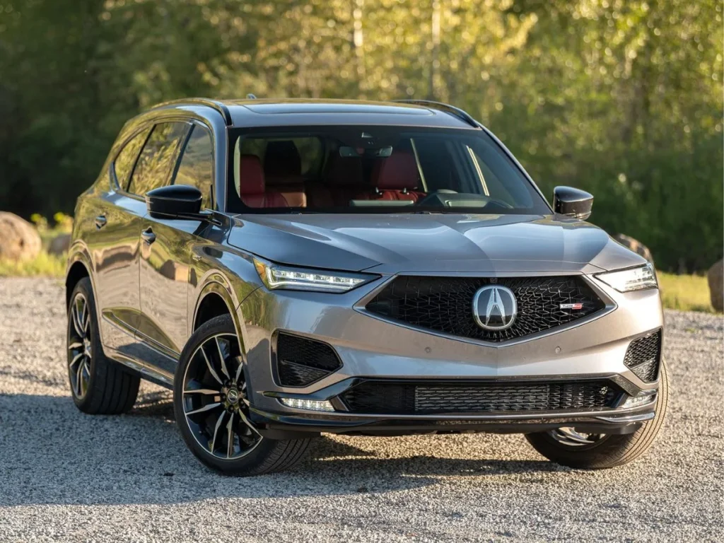 acura luxury car